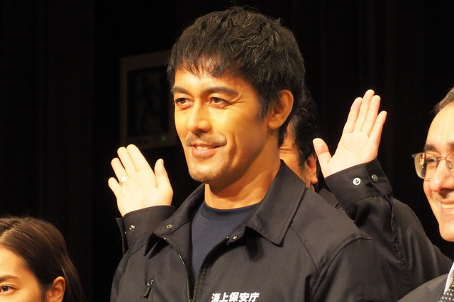 阿部寛／「DCU」の3ヶ国同時リモート試写会