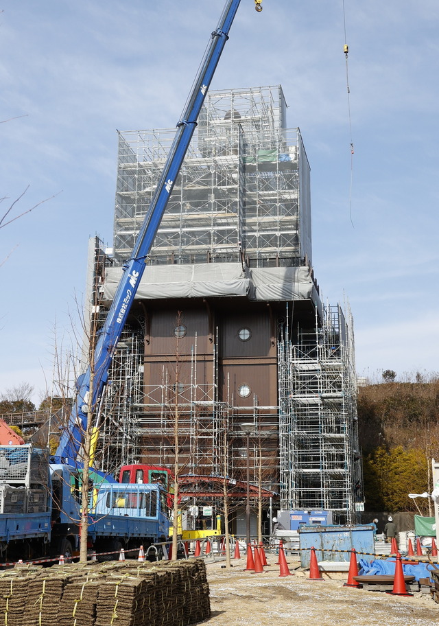 「ジブリの大倉庫」「青春の丘」工事現場（C）2022Studio Ghibli