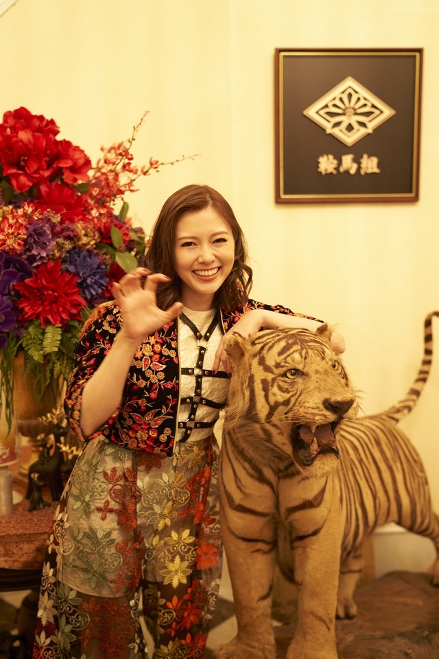 『嘘喰い』（C）迫稔雄/集英社 （C）2022映画「嘘喰い」製作委員会