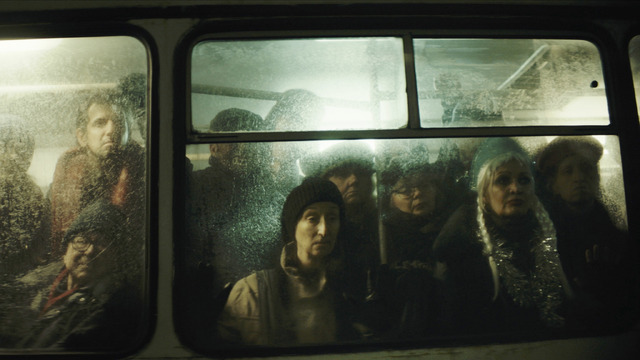 『インフル病みのペトロフ家』 （C） 2020 – HYPE FILM – KINOPRIME - LOGICAL PICTURES – CHARADES PRODUCTIONS – RAZOR FILM – BORD CADRE FILMS – ARTE FRANCE CINEMA -ZDF