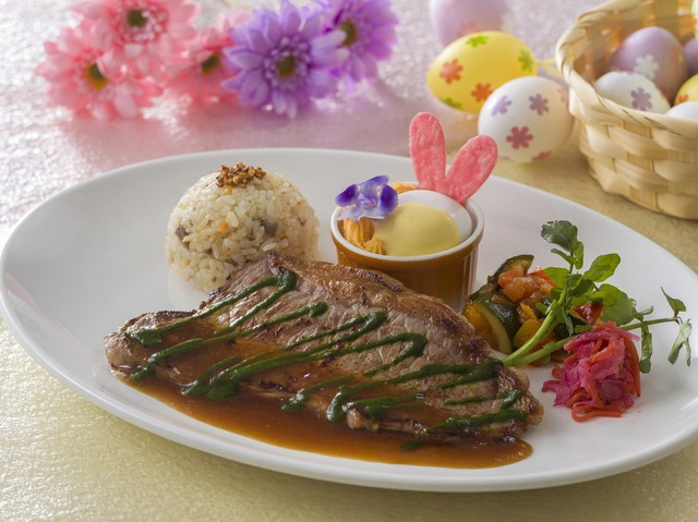 ステーキプレート 2,480 円提供店舗：センターストリート・コーヒーハウス