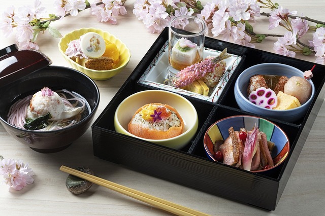 東京ディズニーシー20 周年スペシャル3,800 円提供店舗：レストラン櫻