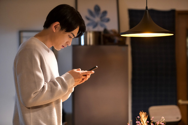 『チェリまほ THE MOVIE ～30歳まで童貞だと魔法使いになれるらしい～』本ビジュアル（C）豊田悠／SQUARE ENIX・「チェリまほ THE MOVIE」製作委員会