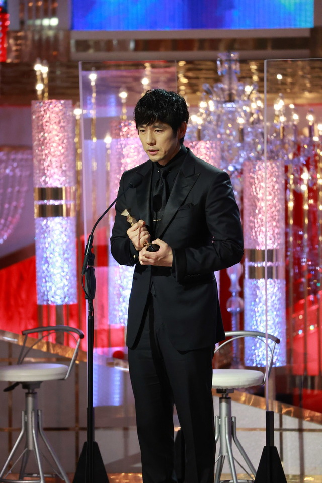 西島秀俊／第45回アカデミー賞 (C) 東京写真記者協会