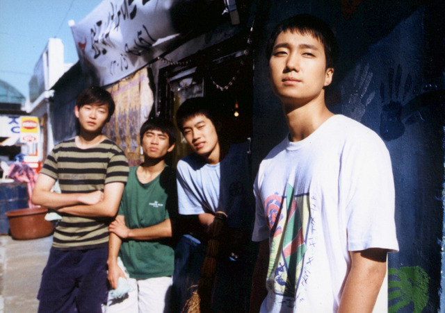 『ワイキキ・ブラザース』