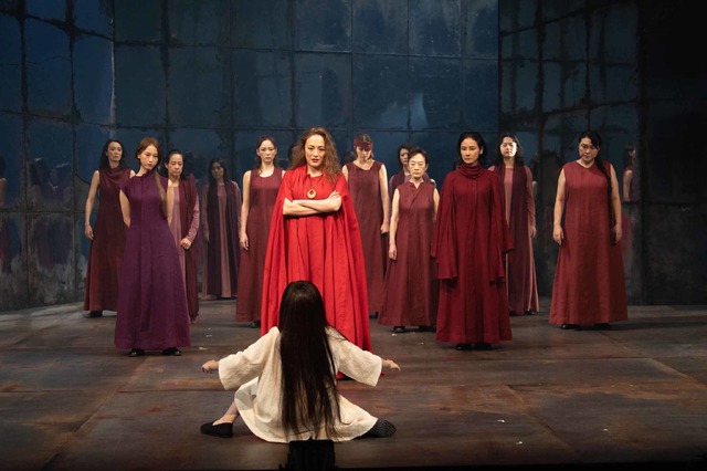 パルコ・プロデュース2021「ジュリアス・シーザー」　撮影:加藤幸広