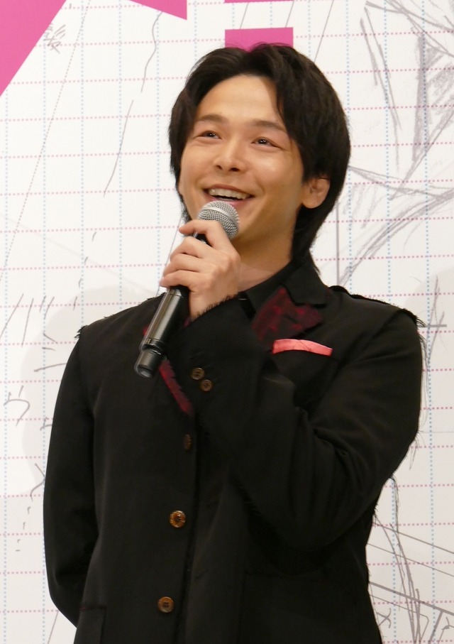 中村倫也『ハケンアニメ！』の完成披露試写会