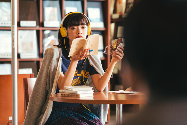 Huluオリジナル「あなたに聴かせたい歌があるんだ」（C）HJホールディングス