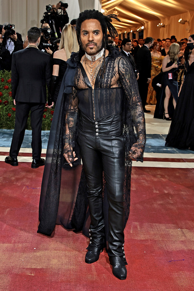 レニー・クラヴィッツ Photo by Dimitrios Kambouris/Getty Images for The Met Museum/Vogue