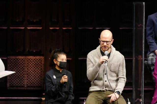 舞台「ハリー・ポッターと呪いの子」製作発表会見／演出補のコナー・ウィルソン