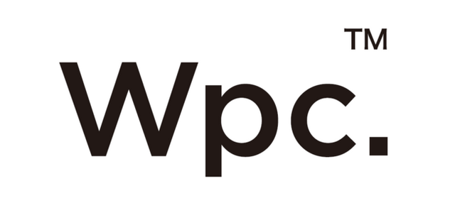 多彩なレイングッズの数々！As to Disney artwork, logos and properties： (C) Disney