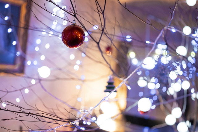 Huluオリジナル「あなたに聴かせたい歌があるんだ」（C）HJホールディングス