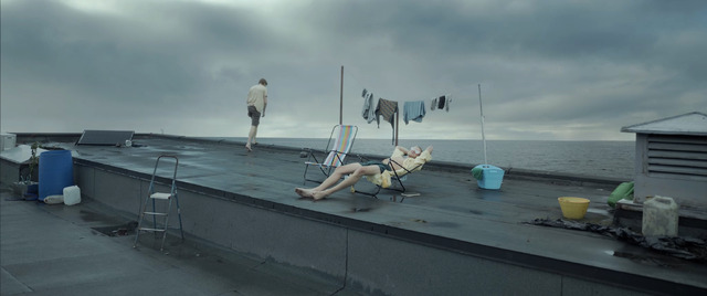 『ペントハウス』（Penthouse)