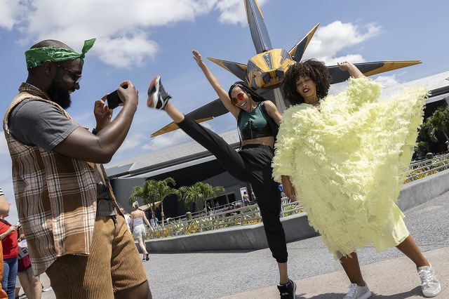 新アトラクション「ガーディアンズ・オブ・ギャラクシー：コズミック・リワインド」