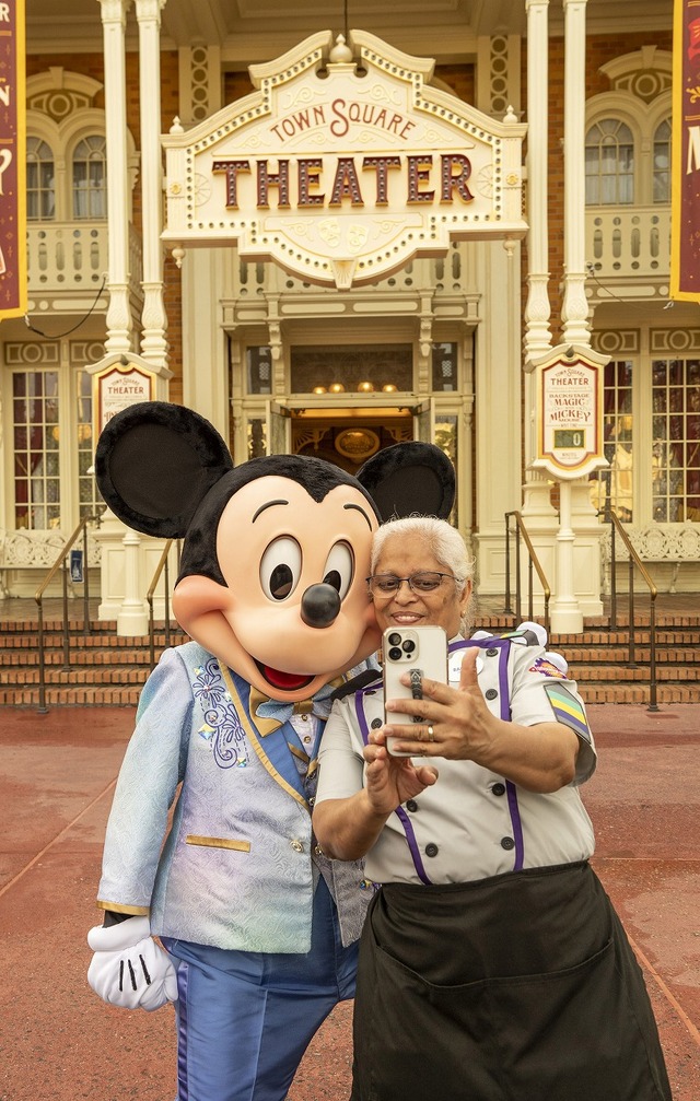 従来のキャラクター・グリーティングが再開！