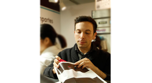 「サロン・デュ・ショコラ 2013」で来日した「コンパーテス  ショコラティエ」のオーナー兼ショコラティエのジョナサン・グラム