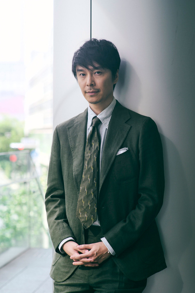 長谷川博己『はい、泳げません』／photo：Jumpei Yamada