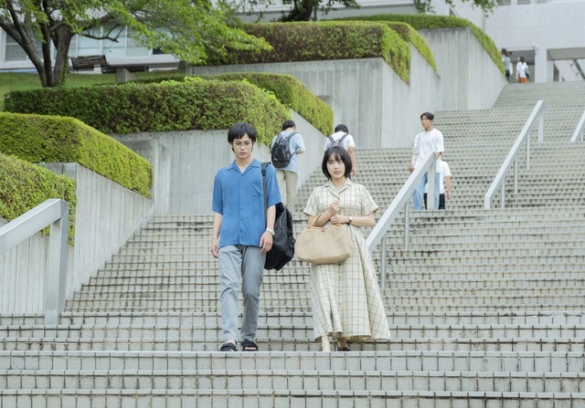 『恋は光』（C）秋★枝／集英社・2022 映画「恋は光」製作委員会