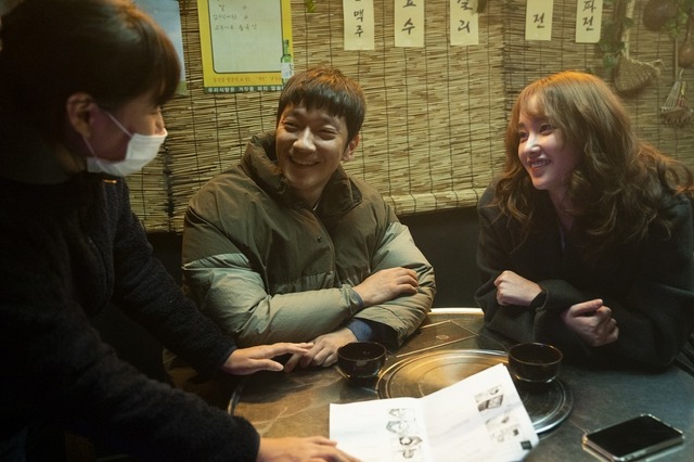 『恋愛の抜けたロマンス』メイキング（C）2021 CJ ENM Co., Ltd., TWELVE JOURNEY ALL RIGHTS RESERVED