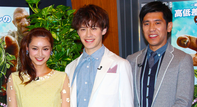 『ジャックと天空の巨人』アフレコ会見（左から、平愛梨、ウエンツ瑛士、「ガレッジセール」ゴリ）
