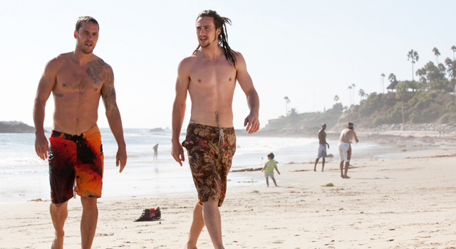 『野蛮なやつら／SAVAGES』テイラー・キッチュ＆アーロン・テイラー・ジョンソン-(C) Universal Pictures