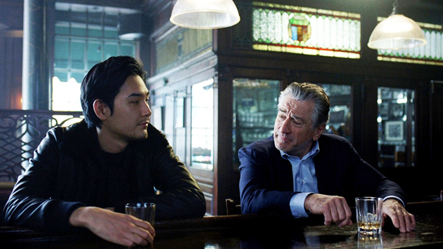 「ｄビデオ」新CMで初共演したロバート・デ・ニーロと松田龍平