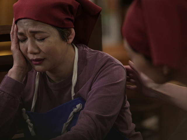 『夜明けまでバス停で』（C）2022「夜が明けるまでバス停で」製作委員会