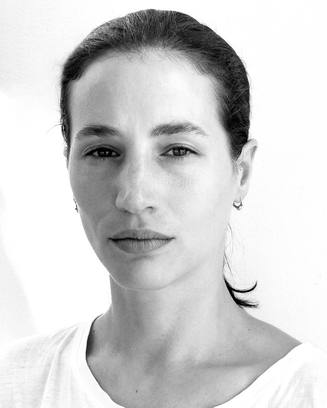 エリサ・ラソウスキ 1 - photo by Jonas Brown