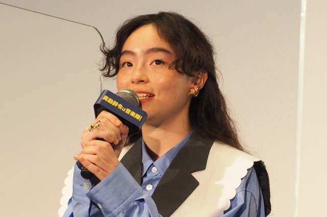 モトーラ世理奈／『異動辞令は音楽隊！』初日舞台挨拶