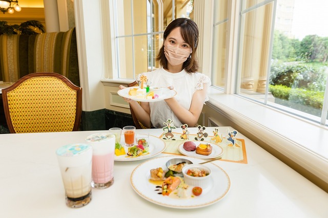 東京ディズニーランドホテル・サニーサマーダイニング ランチ/ディナーブッフェ