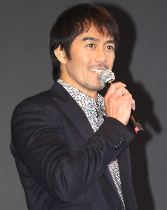 『メモリーズ・コーナー』初日舞台挨拶（阿部寛）