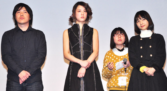 『クソすばらしいこの世界』舞台挨拶 in ゆうばり国際ファンタスティック映画祭（左から、北村昭博＆大畠奈菜子＆キム・コッピ）