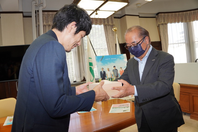 『川っぺりムコリッタ』富山凱旋　（C）2021「川っぺりムコリッタ」製作委員会