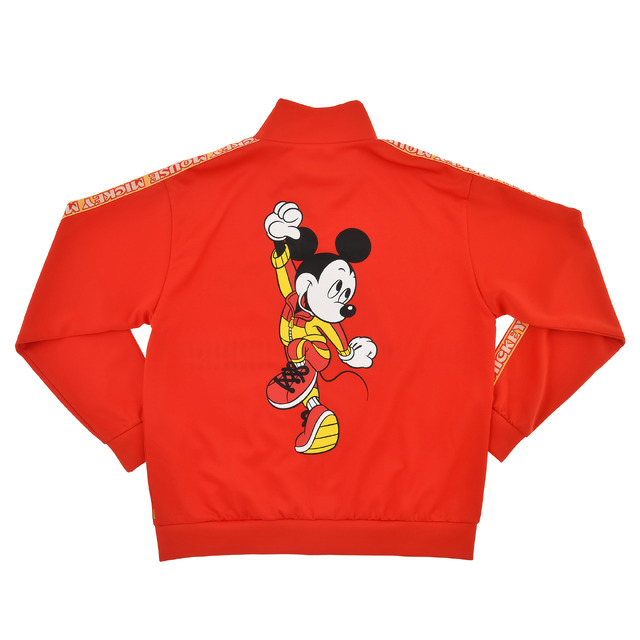 カップヌードルとストアによる初の共同企画商品が新登場！