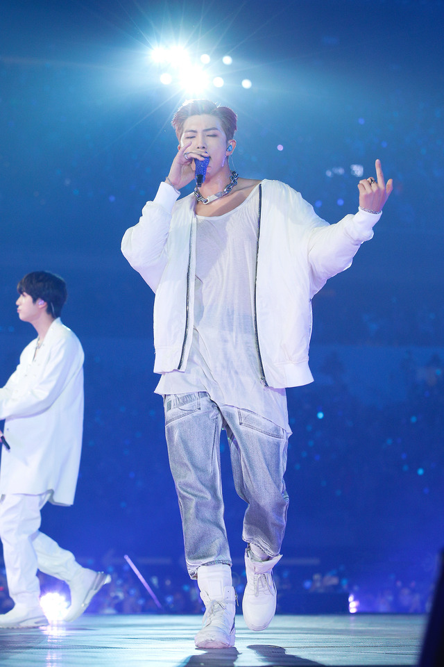 『BTS: PERMISSION TO DANCE ON STAG -LA』RM　©2022 BIGHIT MUSIC & HYBE. All Rights Reserved.