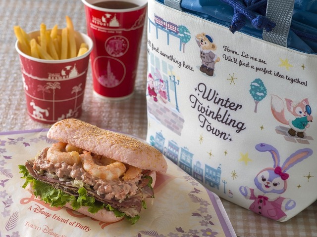 ケープコッド・クックオフのファーストプライズセット、スーベニア ランチケース付き2,780円As to Disney artwork, logos and properties： (C) Disney