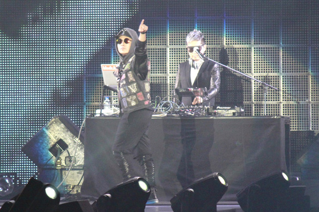 「m-flo」 in 第16回東京ガールズコレクション 2013 SPRING／SUMMER