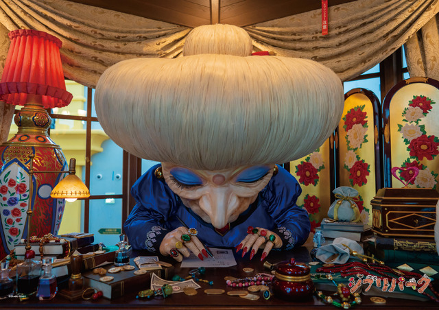 湯婆婆車両(c) Studio Ghibli