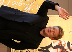 『魔笛』のケネス・ブラナー監督が来日