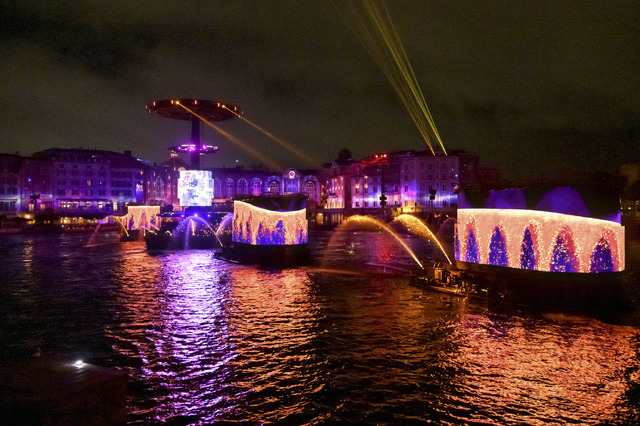 東京ディズニーシー新規ナイトタイムエンターテイメント「ビリーヴ！～シー・オブ・ドリームス～」As to Disney artwork, logos and properties： (C) Disney