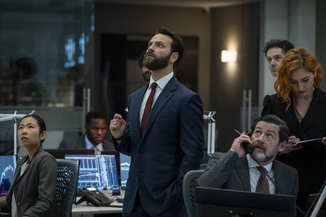 「DEVILS～金融の悪魔～ シーズン2」© 2022 Sky Italia S.r.l.- Lux Vide S.p.a. – Big Light. All Rights Reserved.