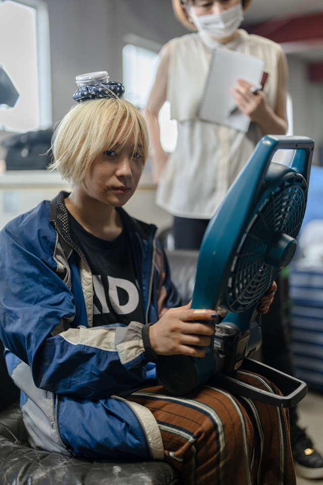 『ベイビーわるきゅーれ2』（仮題）©2023「ベイビーわるきゅーれ２」製作委員会