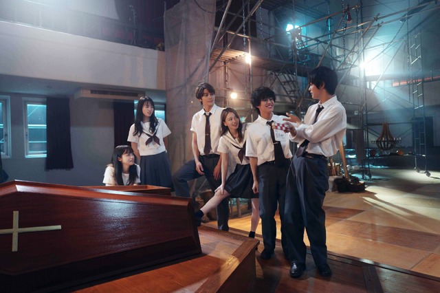 『カラダ探し』オフショット（C）2022「カラダ探し」製作委員会