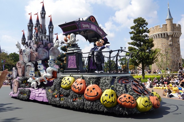 スペシャルイベント「ディズニー・ハロウィーン」As to Disney artwork, logos and properties： (C) Disney