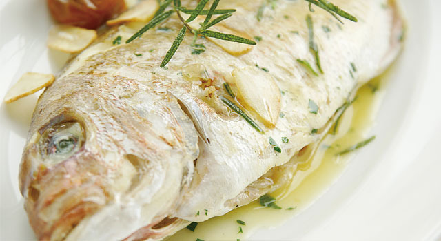 リストランテ「BIANCA」　「真鯛のオーブン焼き ドライトマトと共に」