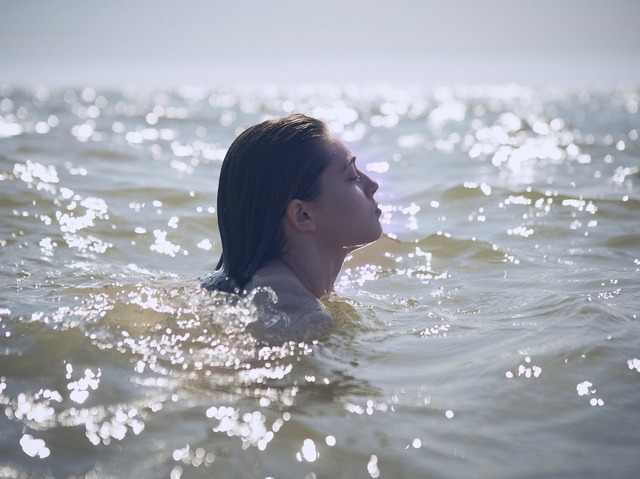 『あのこと』　© 2021 RECTANGLE PRODUCTIONS - FRANCE 3 CINÉMA - WILD BUNCH - SRAB FILM