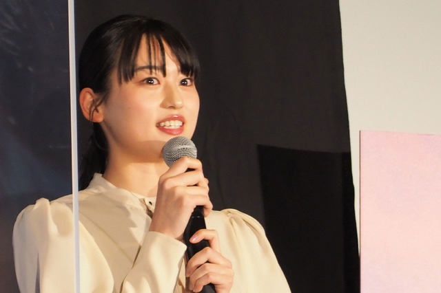 菊池日菜子『月の満ち欠け』プレミアナイト試写