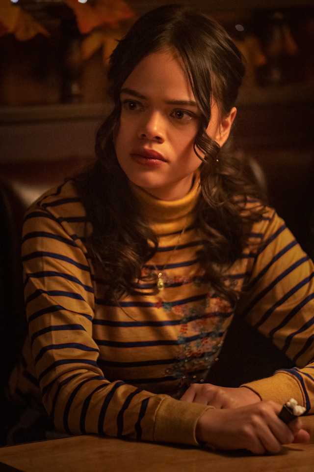 「プリティ・リトル・ライアーズ ORIGINAL SIN」　PRETTY LITTLE LIARS: ORIGINAL SIN and all related characters and elements © & TM Warner Bros. Entertainment Inc.