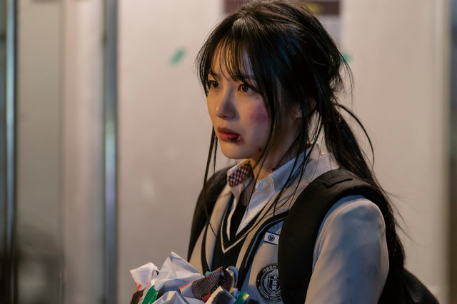 「代理リベンジ」© 2022 Disney and its related entities