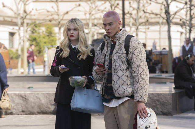 ep1「ゴシップガール シーズン2」©2022 WarnerMedia Direct, LLC. All Rights Reserved. HBO MaxTM is used under license.